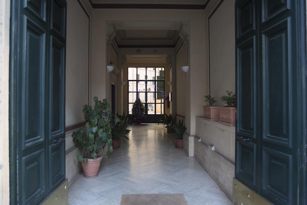 דירות רומא Capital Flat 9/B מראה חיצוני תמונה