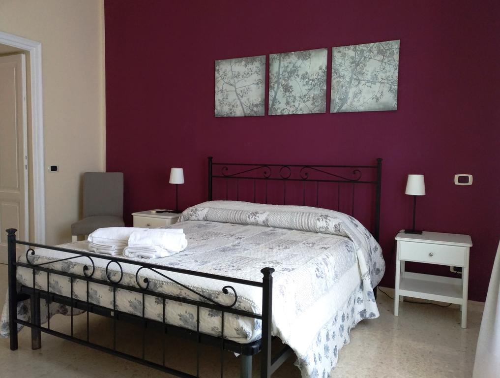 דירות רומא Capital Flat 9/B מראה חיצוני תמונה